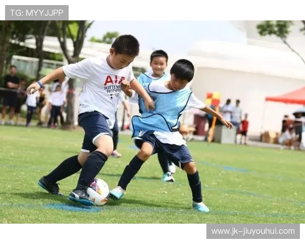 友邦儿童足球梦想启航共筑青少年体育成长新篇章